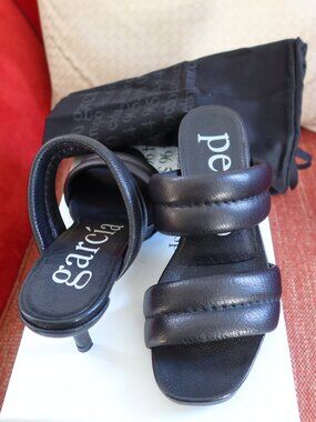 NEW with box! $495 Pedro Garcia Clea sandals black leather kitten heel sz 36